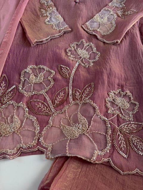 KURTA PALAZZO AND DUPATTA SET view 5