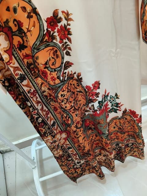 Floral Kaftan set view 7
