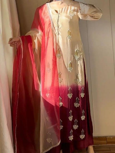 Champagne & Crimson Ombre Embellished Kurta Set view 3