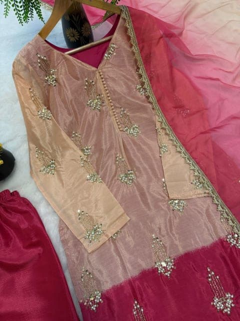 Champagne & Crimson Ombre Embellished Kurta Set view 7