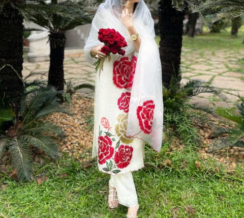 UNSTICHED SUIT WITH APPLIQUE HANDWORK view 1