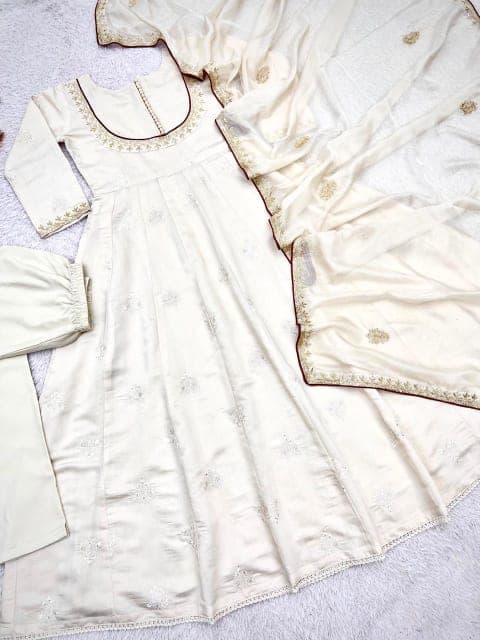 Premium 3-Piece Embroidered Gown Set - Stitched view 4