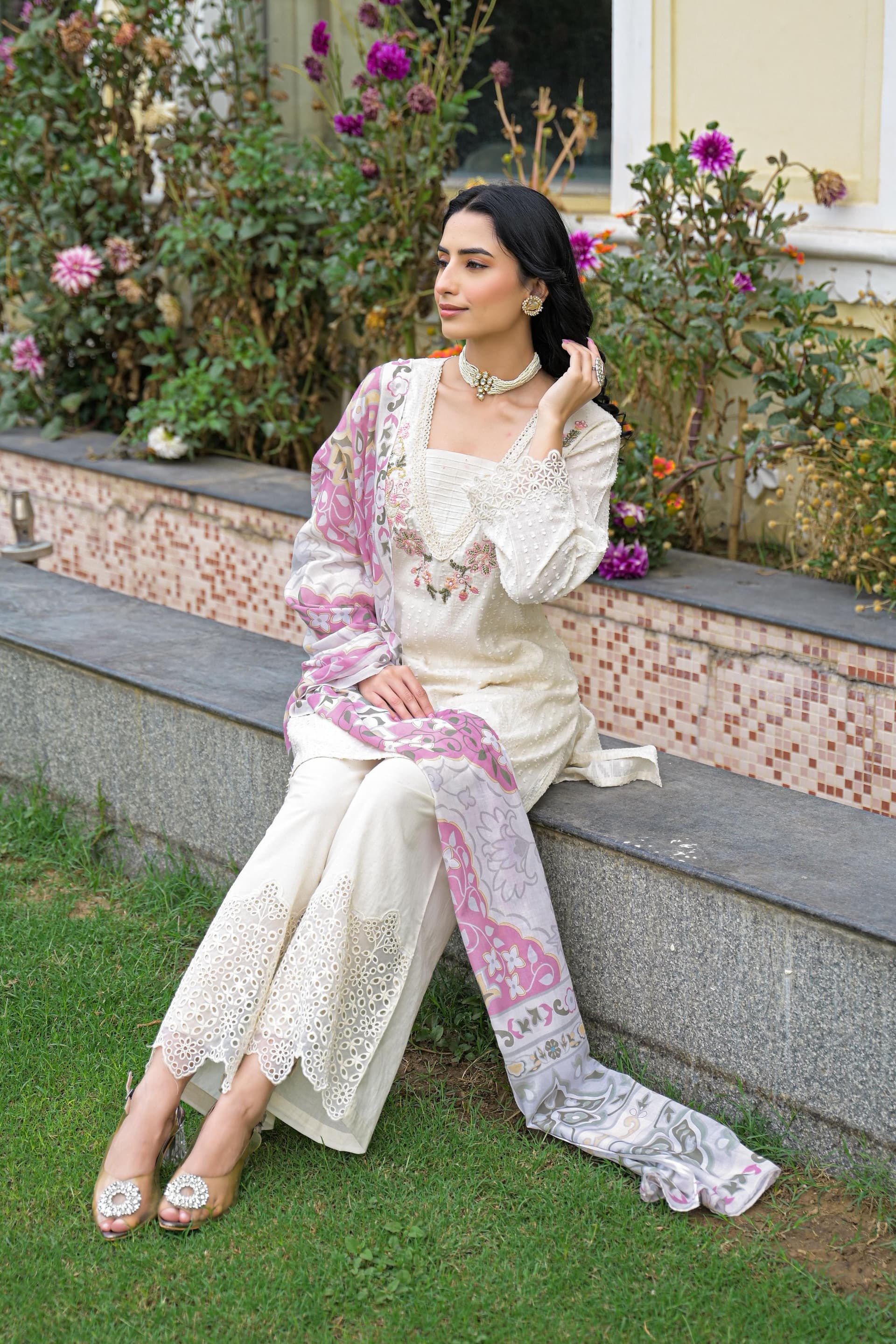 PAKISTANI EMBROIDERED STRAIGHT 3 PCS KURTI SET view 3