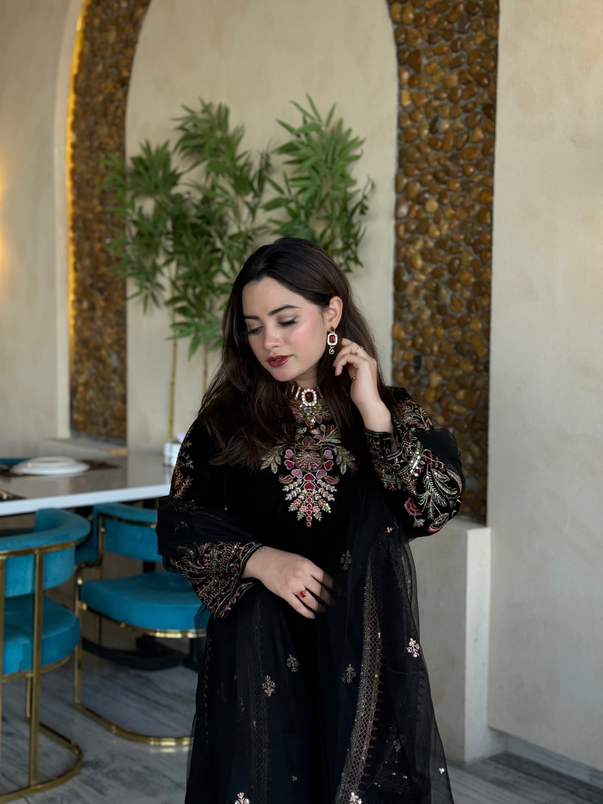 UNSTITCHED - GEORGETTE SET WITH NET DUPATTA view 2