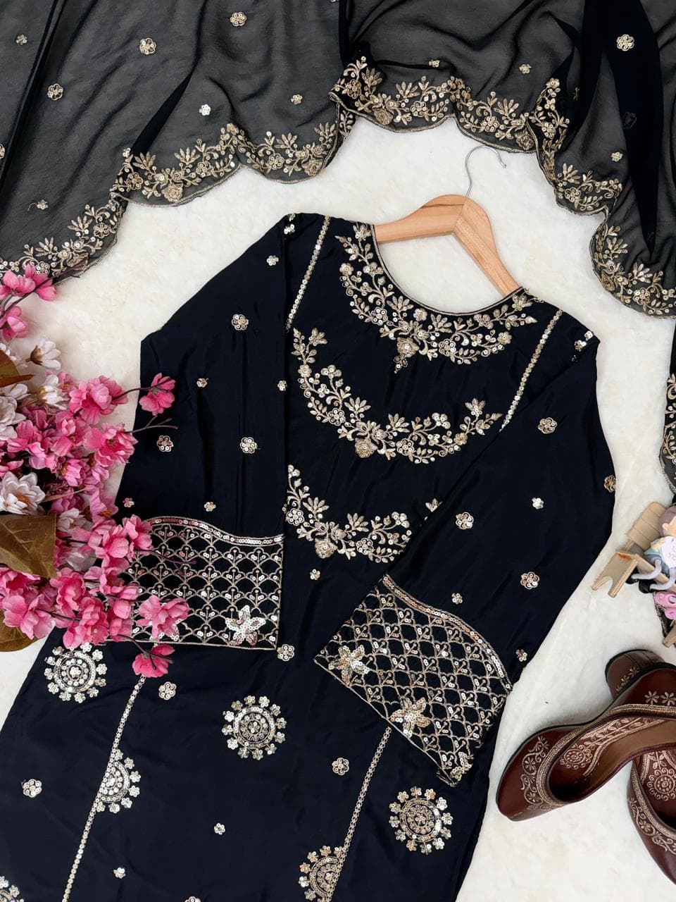 FARSHI SUIT PARTY WEAR view 3