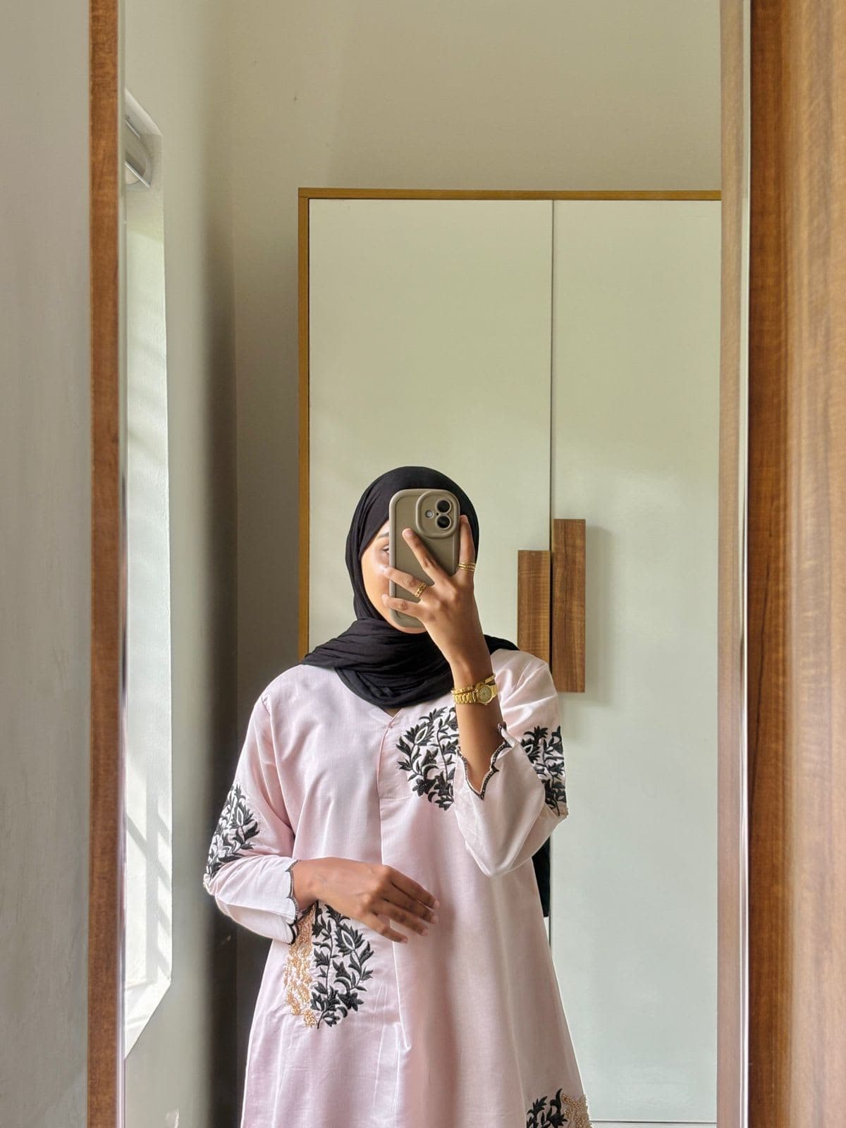 EMBROIDERED SALWAR SUIT - 483 view 5