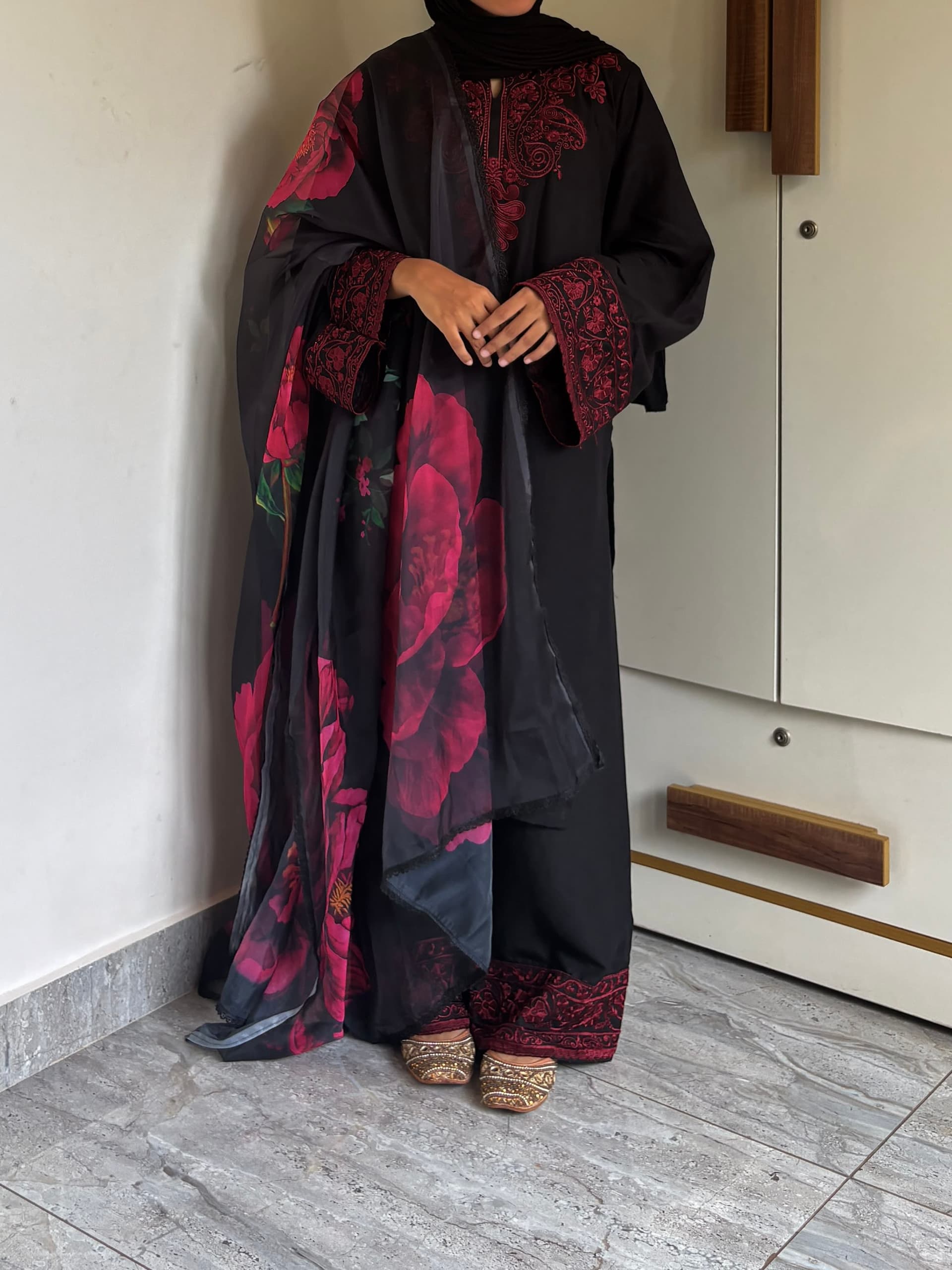 VIRAL BLACK & RED FARSHI SUIT -RAYON view 2