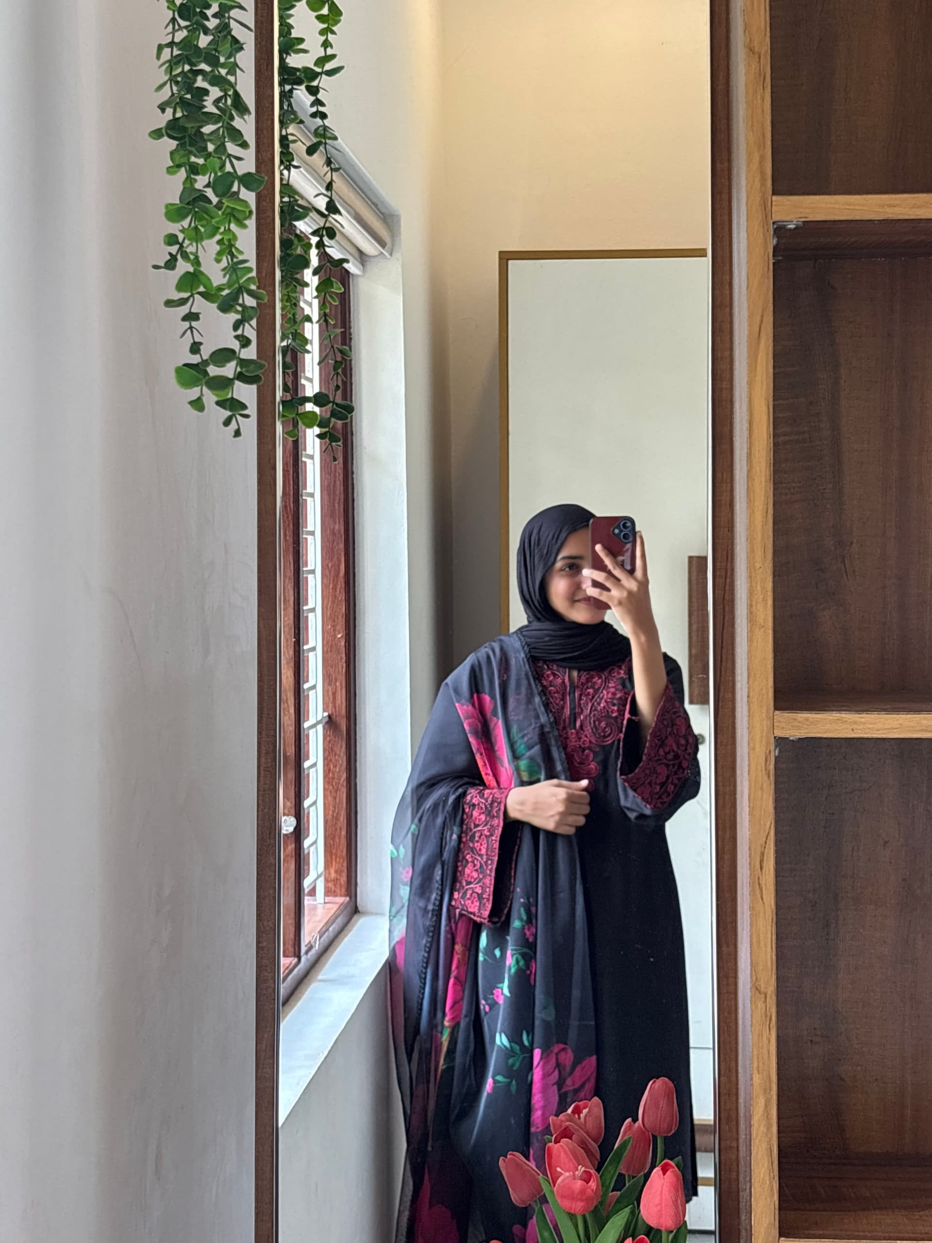 VIRAL BLACK & RED FARSHI SUIT -RAYON